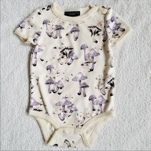 ISO💜💕 Victoria Beckham mushroom newborn